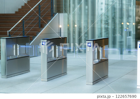 セキュリティーゲート 122657690