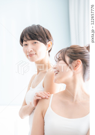 年代別女性のビューティーイメージ 年代別女性のビューティーイメージ 122657776