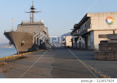 防衛省護衛艦 敷設艦「むろと」下関港 防衛省護衛艦 敷設艦「むろと」下関港 122657924