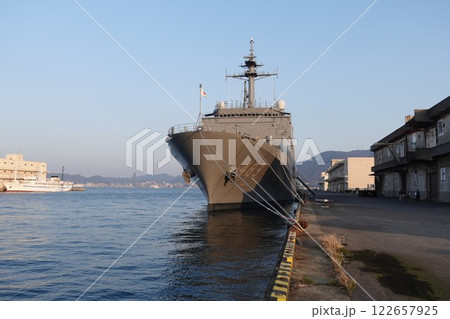防衛省護衛艦 敷設艦「むろと」下関港 防衛省護衛艦 敷設艦「むろと」下関港 122657925