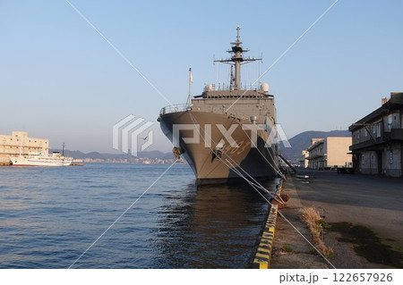 防衛省護衛艦 敷設艦「むろと」下関港 防衛省護衛艦 敷設艦「むろと」下関港 122657926