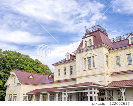 北海道開拓の村　管理棟として復元された札幌停車場 122662637