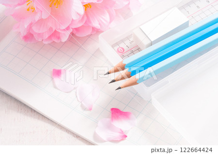 春　入学　新学期　卒業 122664424