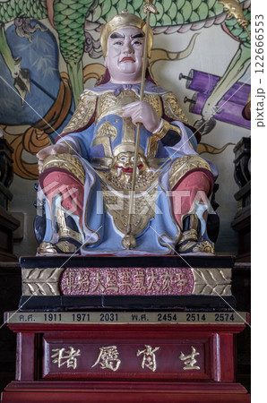 Statue of Ye Jian. The great guardian deity of the year Xin Hai - Zodiac Pig. 122666553