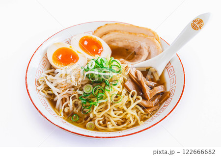 醤油ラーメン 122666682