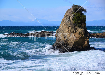 秋谷・立石海岸 122669825