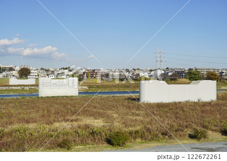 建設中の等々力大橋（橋脚） 122672261