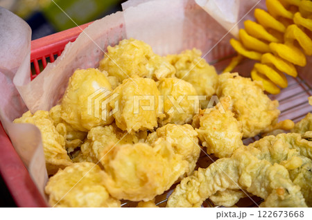 korean traditional street food. fried food 122673668
