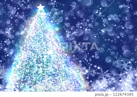 クリスマスツリーと夜の雪のカード 122674395