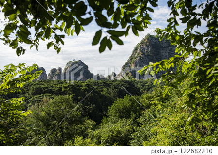 THAILAND RATCHABURI KHAO NGU ROCK PARK THAILAND RATCHABURI KHAO NGU ROCK PARK 122682210