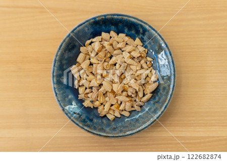 漢方 生薬 バクモンドウ 麦門冬 漢方 生薬 バクモンドウ 麦門冬 122682874