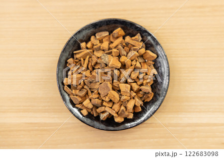 漢方 生薬 ケイヒ 桂皮 漢方 生薬 ケイヒ 桂皮 122683098