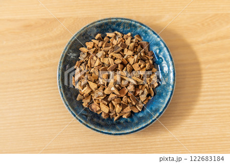 漢方 生薬 コウボク 厚朴 漢方 生薬 コウボク 厚朴 122683184