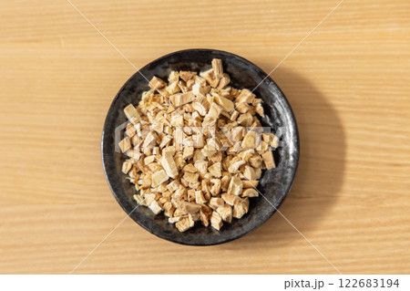 漢方　生薬　オウギ　黄耆 122683194