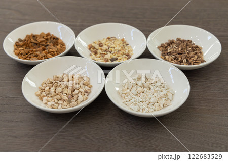 漢方薬　生薬　東洋医学　【桂枝茯苓丸-調剤-5セット】 122683529