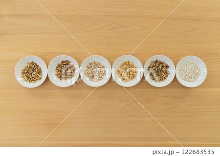 漢方薬 生薬 東洋医学 【当帰芍薬散-調剤-6セット】 漢方薬 生薬 東洋医学 【当帰芍薬散-調剤-6セット】 122683535