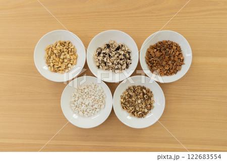 漢方薬 生薬 東洋医学 【五苓散-調剤-5セット】 漢方薬 生薬 東洋医学 【五苓散-調剤-5セット】 122683554