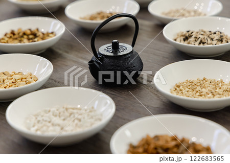 漢方薬　生薬　東洋医学　お茶 122683565