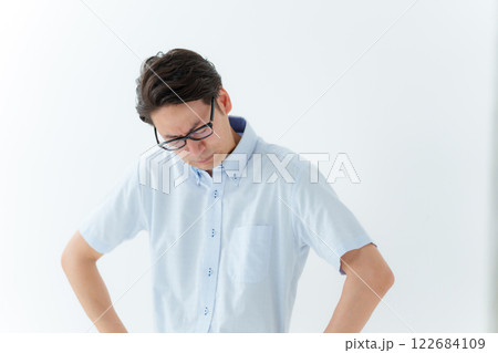 男性　ビジネス 122684109