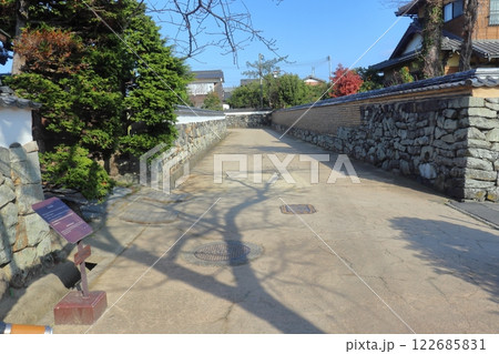 萩城 城下町の堀内 鍵曲（山口県萩市） 122685831