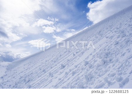 鳥取砂丘の雪景色 鳥取砂丘の雪景色 122688125