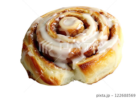 cinnamon roll with icing, isolated background 122688569