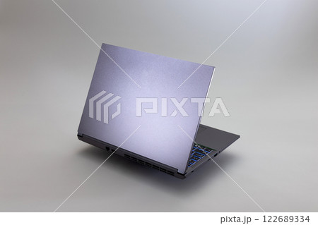 ノートpc ラップトップ 122689334