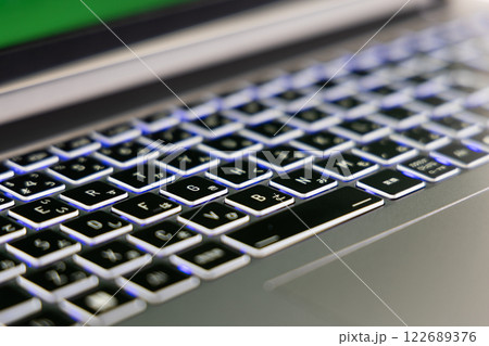 ノートpc ラップトップ 122689376