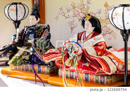 雛人形 japanese doll 雛人形 japanese doll 122689784