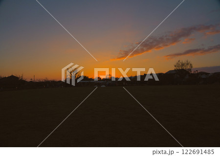 夕焼け空 122691485