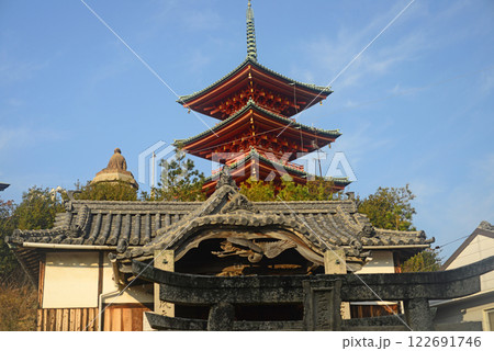 小豆島土庄町王子神社と西光寺三重塔-2 小豆島土庄町王子神社と西光寺三重塔-2 122691746