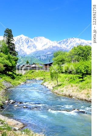 新緑の大出公園 新緑の大出公園 122692758