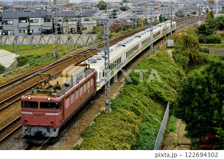 2006年　東海道本線を走るEF81107いきいきサロンきのくに 122694302