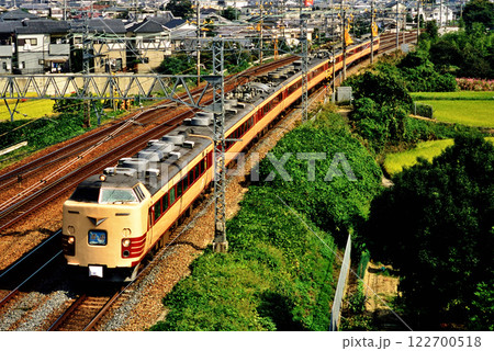 2006年 東海道本線を走る485系L特急雷鳥9両 2006年 東海道本線を走る485系L特急雷鳥9両 122700518
