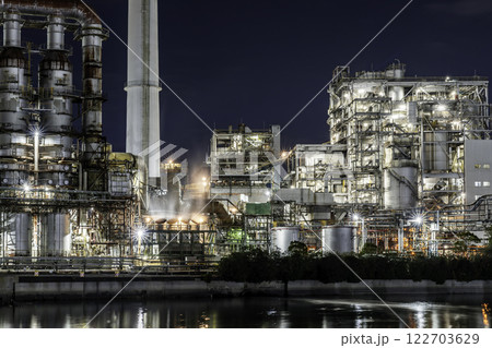 周南工場夜景　トクヤマ　徳山製造所　山口県周南市 122703629