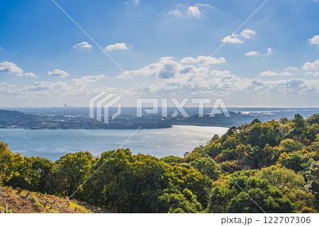 浜松市の奥浜名湖展望公園から見た風景(静岡県) 浜松市の奥浜名湖展望公園から見た風景(静岡県) 122707306