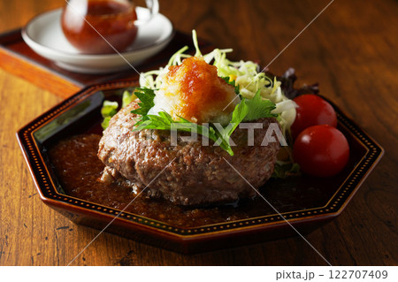 和風おろしハンバーグ 和風おろしハンバーグ 122707409