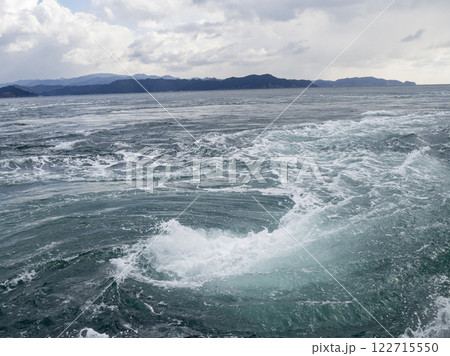 鳴門の渦潮 122715550