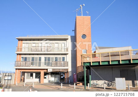 葉山港管理事務所 122715708