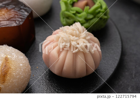 美味しそうな和菓子 122715794