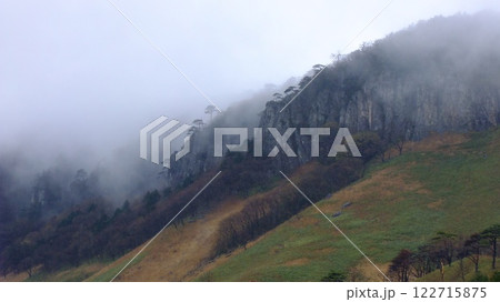 船上山屛風岩 122715875