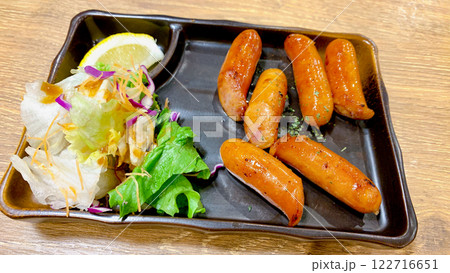 居酒屋のピリ辛ソーセージ 122716651