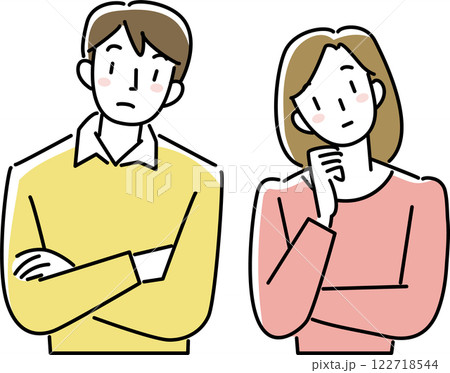 考え込む若いカップルの上半身 考え込む若いカップルの上半身 122718544