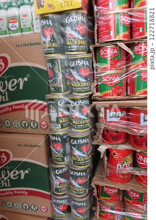 ナイジェリアのアブジャで販売されていたGEISHAの鯖缶 ナイジェリアのアブジャで販売されていたGEISHAの鯖缶 122718821