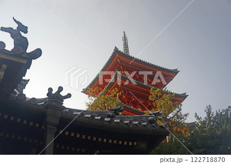 小豆島土庄町西光寺本堂と三重塔-4 小豆島土庄町西光寺本堂と三重塔-4 122718870