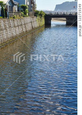 腰越 神戸川(神奈川県鎌倉市腰越) 腰越 神戸川(神奈川県鎌倉市腰越) 122719149