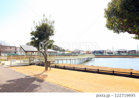 兵庫県立考古博物館から駐車場への通路(兵庫県 播磨町) 兵庫県立考古博物館から駐車場への通路(兵庫県 播磨町) 122719695