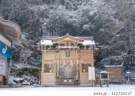 冬の鞍馬寺参道　由岐神社（靫明神）　本殿 122720237
