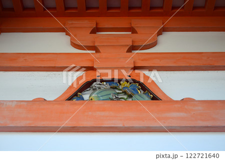 小豆島土庄町西光寺四恩の門の蟇股-6 小豆島土庄町西光寺四恩の門の蟇股-6 122721640
