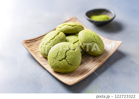 抹茶と抹茶クッキーのイメージ素材 122723322